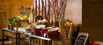 Swisstouches Guangzhou Hotel Residences