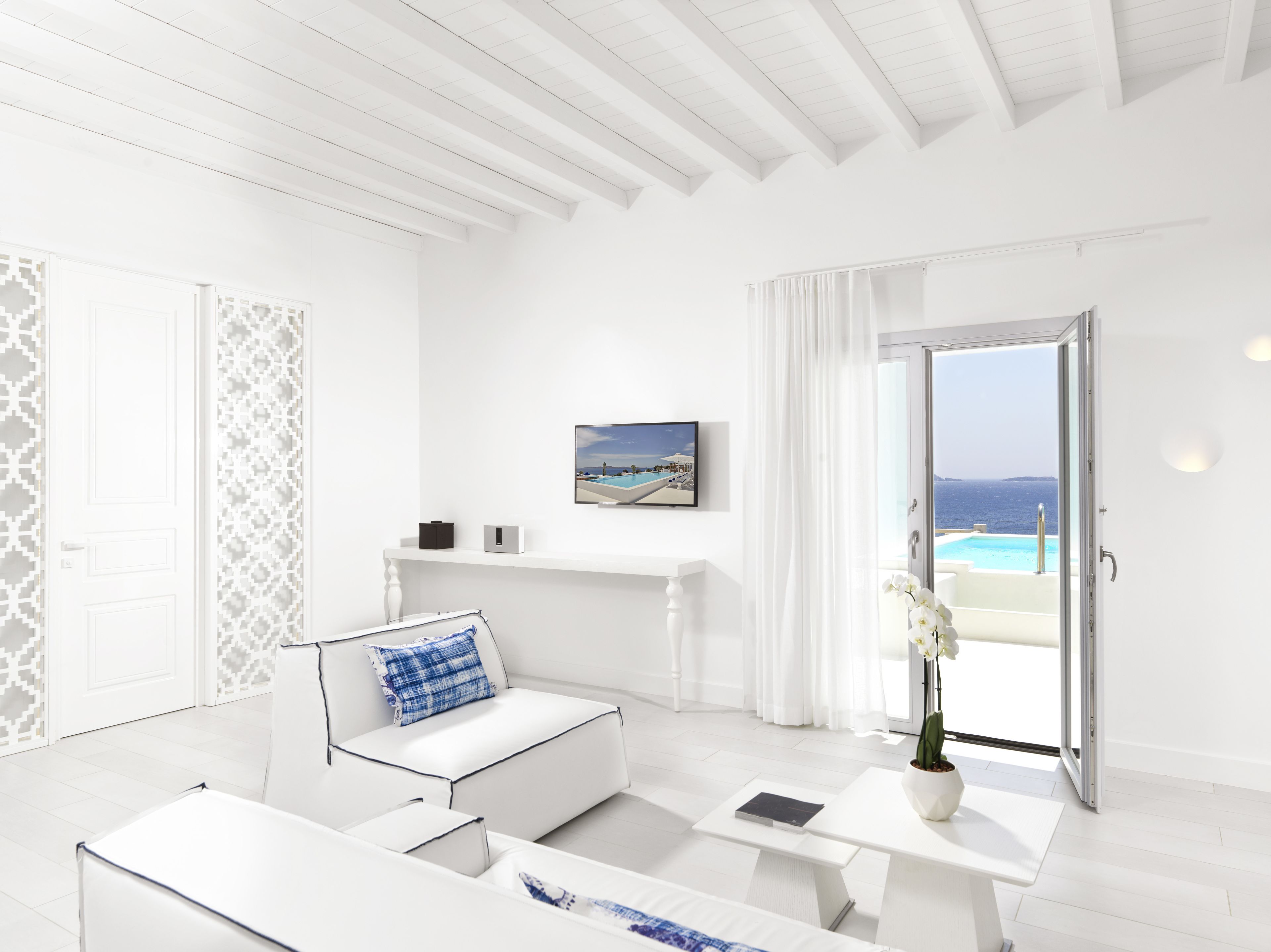 Suite, piscina privada, vistas al mar (Katikies) | Minibar, caja fuerte, sistema de insonorización