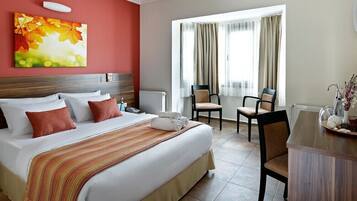 In-room safe, free WiFi
