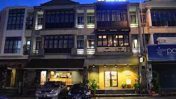 Front of property - evening/night