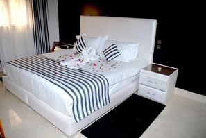 Apartment | 2 bedrooms, premium bedding, blackout drapes, free WiFi - Residence marhaba (Dakhla)