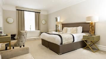 Premium bedding, iron/ironing board, free WiFi, bed sheets