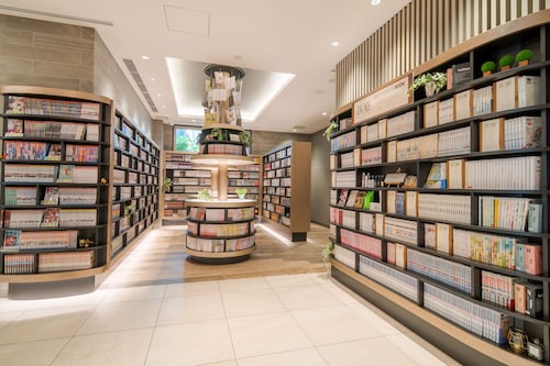 Quintessa Hotel Osaka Shinsaibashi Comic&Books
