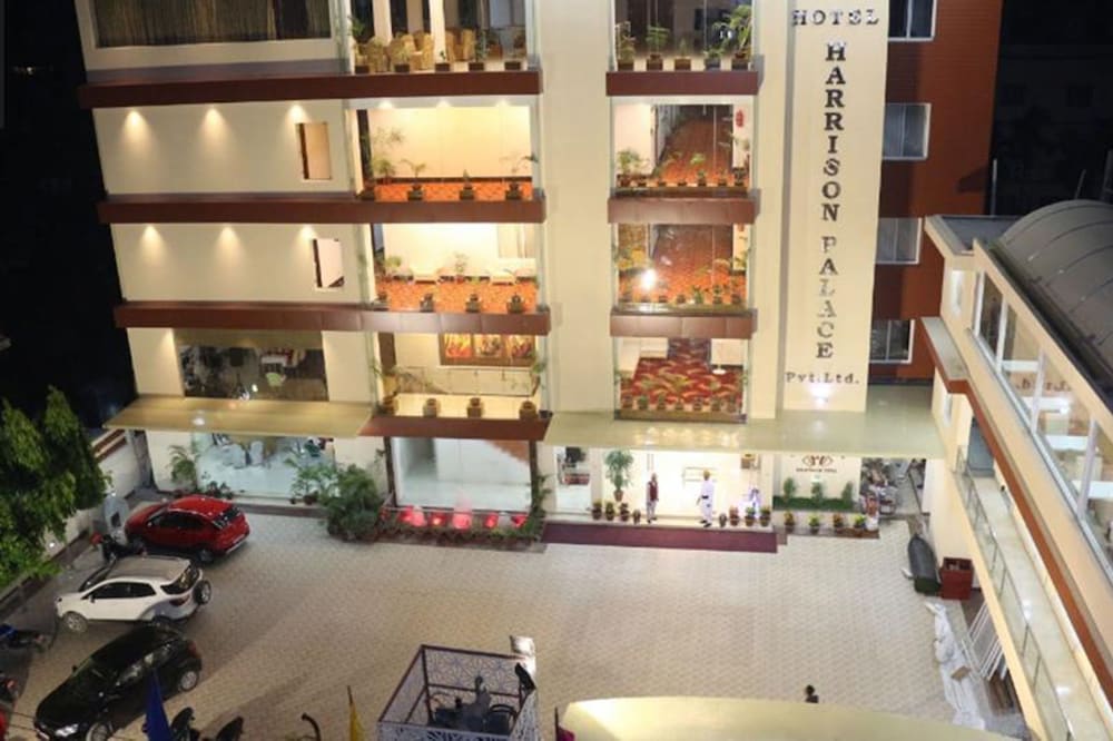 Hotel Harrison Palace