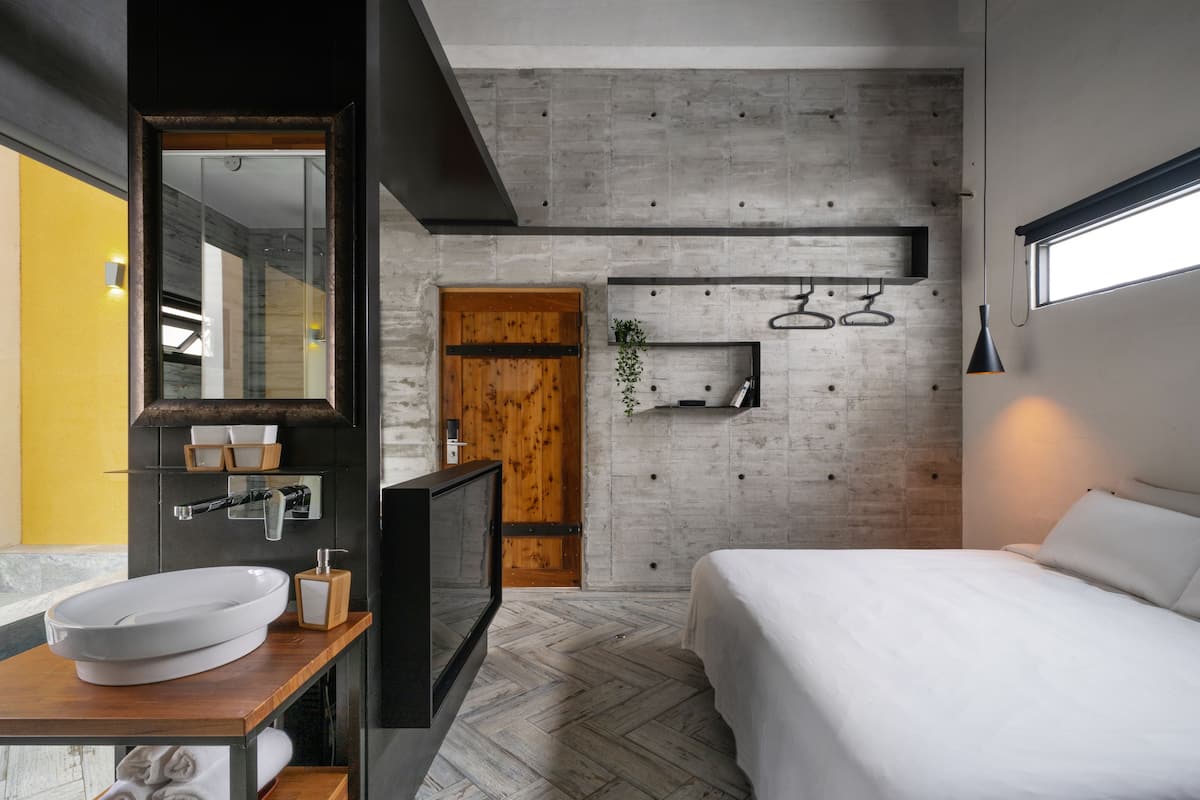1 habitación, ropa de cama de alta calidad y decoración personalizada