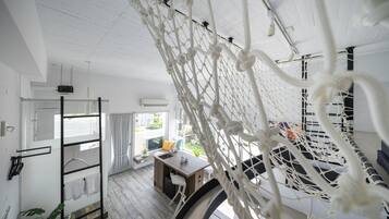Panoramic Double Room, 1 Queen Bed, Bathtub | Premium bedding, individually decorated, individually furnished, desk