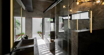 Color Coral Boutique Hotel