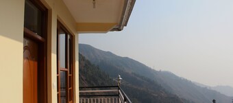 OYO 4205 Hotel Anuj Regency