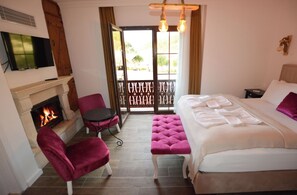 Jakuzili ve Somineli Deluxe Oda | In-room safe, desk, iron/ironing board, free WiFi - Agva Piassa Otel (Sile)