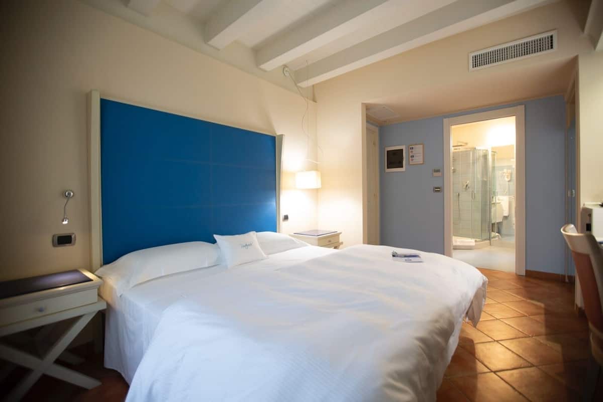 Comfort-Doppelzimmer, Balkon, Stadtblick