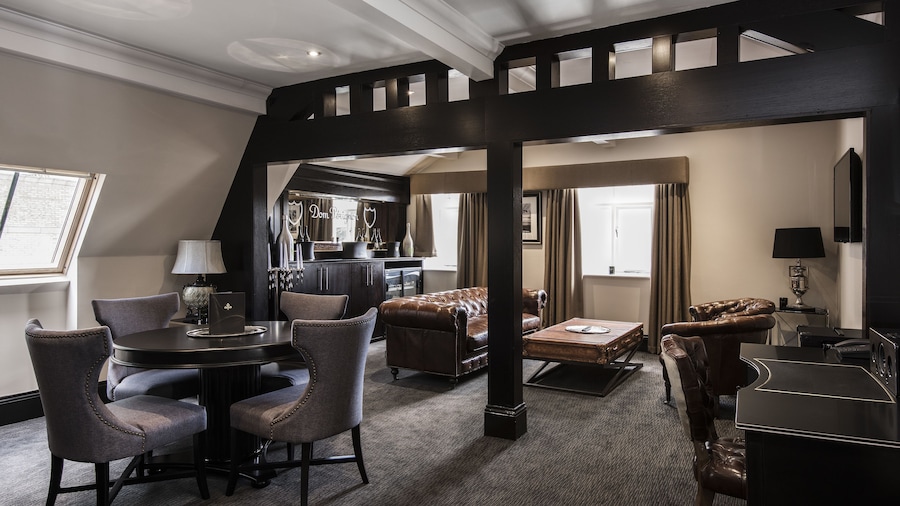 The Vermont ApartHotel