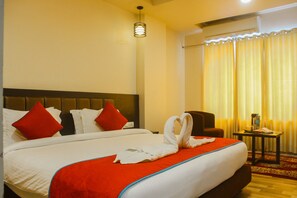 Superior Room With Pool View | Desk, iron/ironing board, rollaway beds
