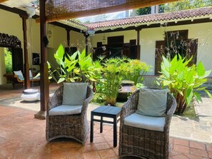 Deluxe Villa, 3 Bedrooms, Ensuite, Lake View | Courtyard view
