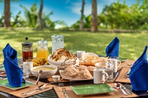 Free daily continental breakfast  - Villa Karamoja (Koggala)