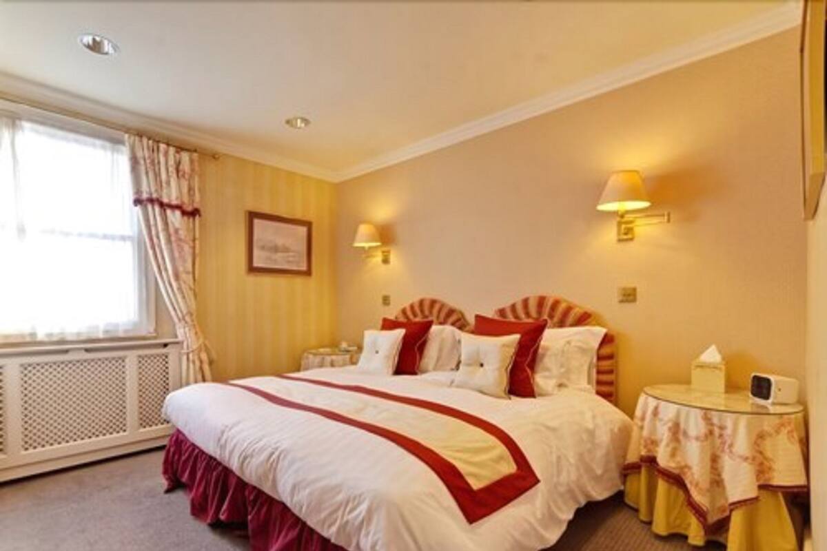 King/Twin Room | Minibar, Bügeleisen/Bügelbrett, kostenloses WLAN