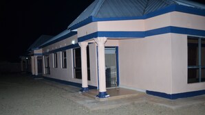 Property grounds - Sweet Home Apartments (Livingstone)