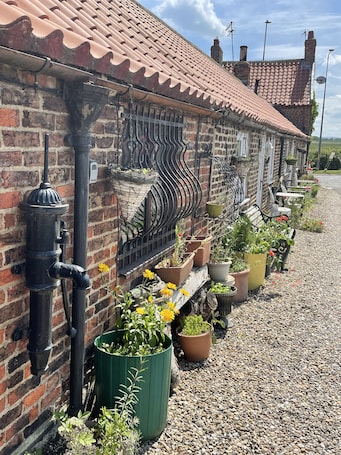 Exterior. OYO Yarm Cottages