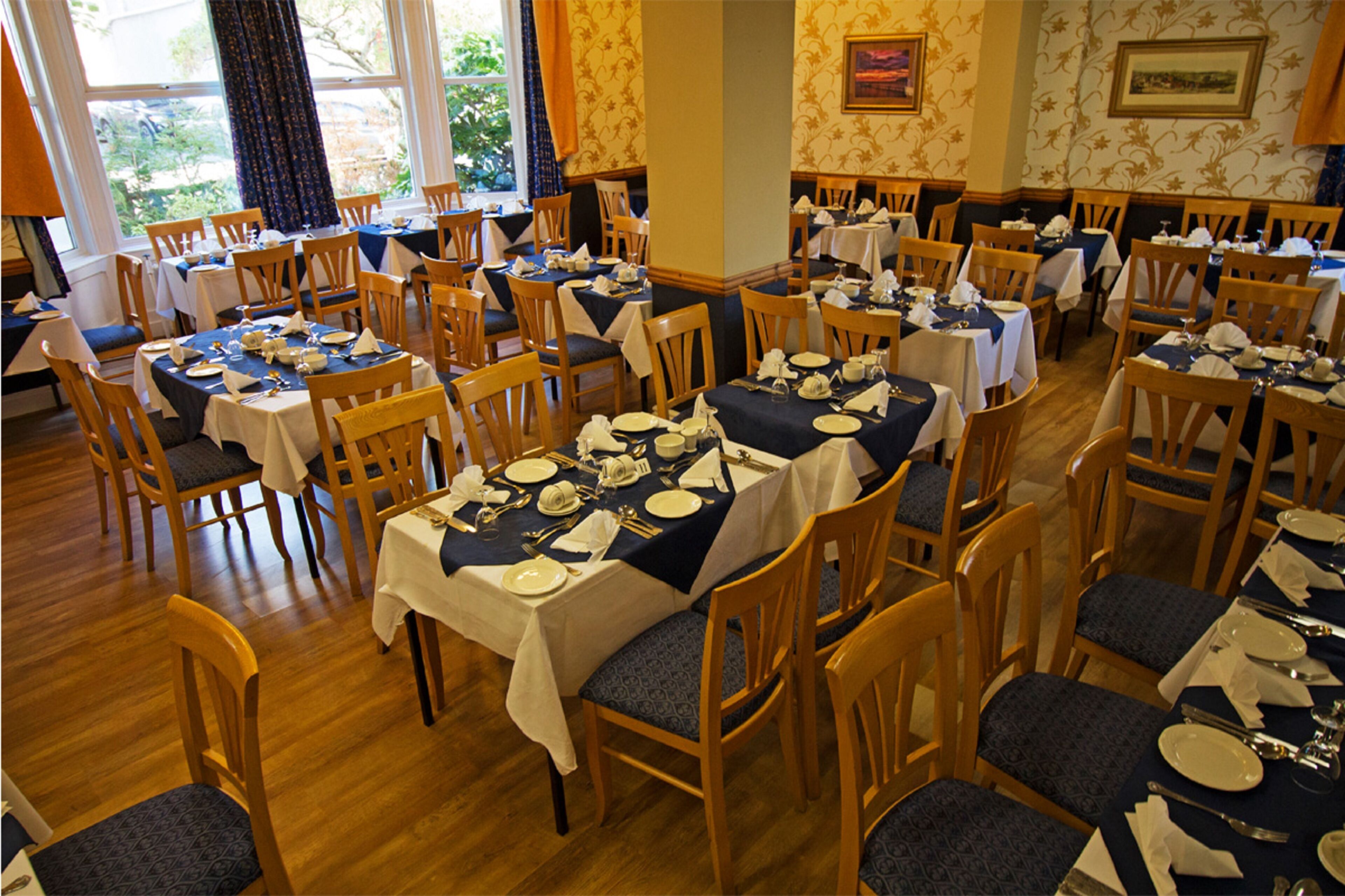 Free daily cooked-to-order breakfast