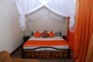 Ropa de cama de alta calidad, escritorio, tabla de planchar con plancha