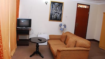 Een flatscreentelevisie