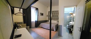 Kamar Double Deluks | 9 kamar tidur, seprai katun Mesir, dan seprai premium