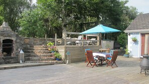 Exterior detail - Five Oaks Bed & Breakfast (Londonderry)