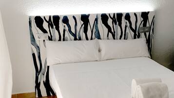 Desk, blackout drapes, free WiFi, bed sheets