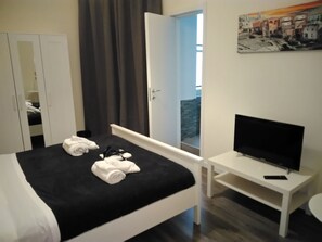 Double Room, 1 King Bed, Non Smoking, Ensuite | View from room - B&B del Toscano (Catania)