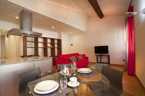Superior Apartment, 1 Bedroom, Kitchenette, Tower | View from room - Verona For Rent Red Theater (Verona)