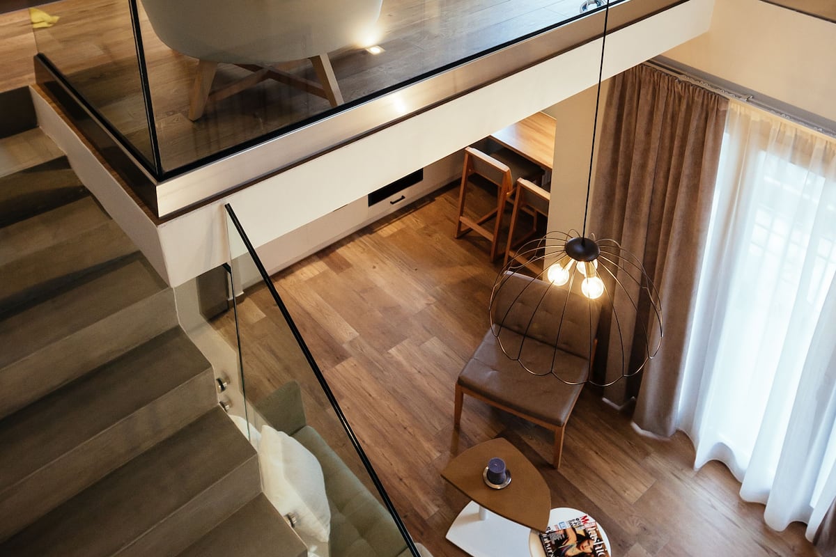Loft Deluxe - 1 sovrum - kök - executive-vÄning | Vardagsrum | Platt-tv