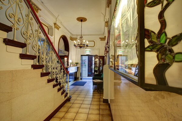 Interior entrance - Trip Inn Blankenburg (ehemals Centro Hotel Blankenburg by INA) (Karlsruhe)