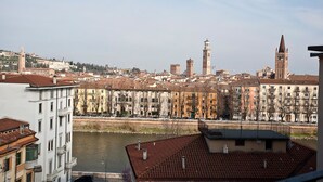 Unclassified image, 5 of 12, button - Verona For Rent Selene (Verona)