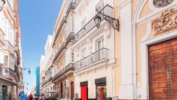 Facciata della struttura