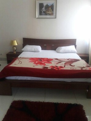 1 bedroom, premium bedding, blackout curtains, iron/ironing board
