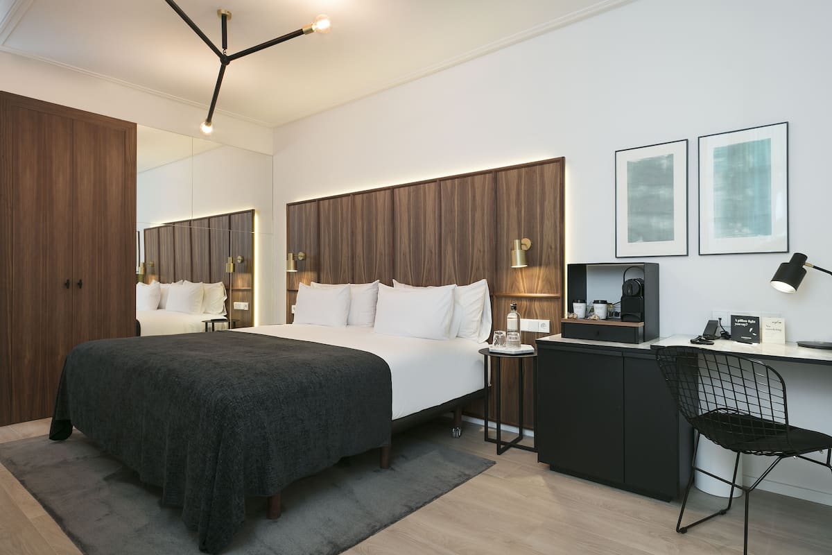 1 Schlafzimmer, Minibar, Zimmersafe, Schreibtisch