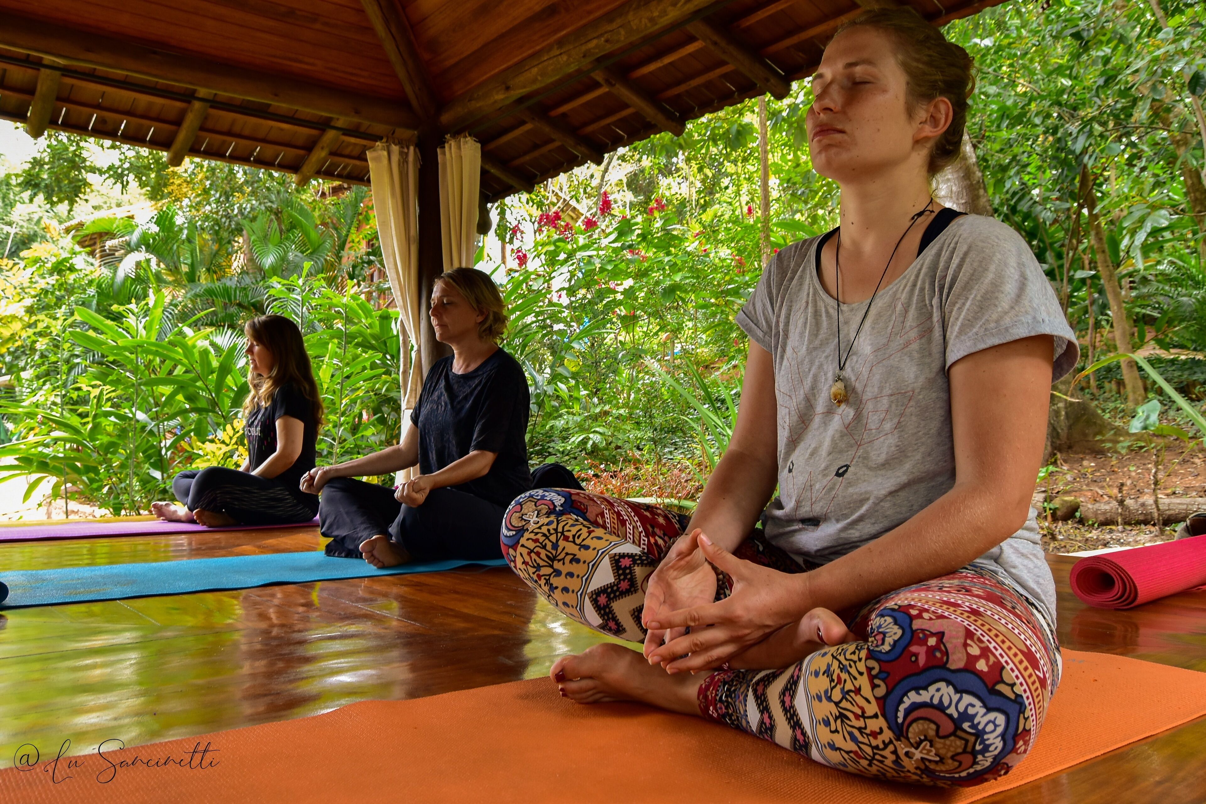 ヨガ