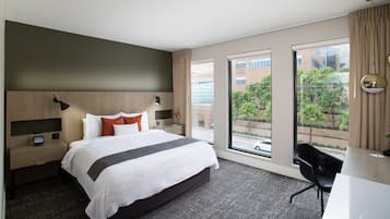 Plush Deluxe King  | 1 bedroom, premium bedding, in-room safe, desk
