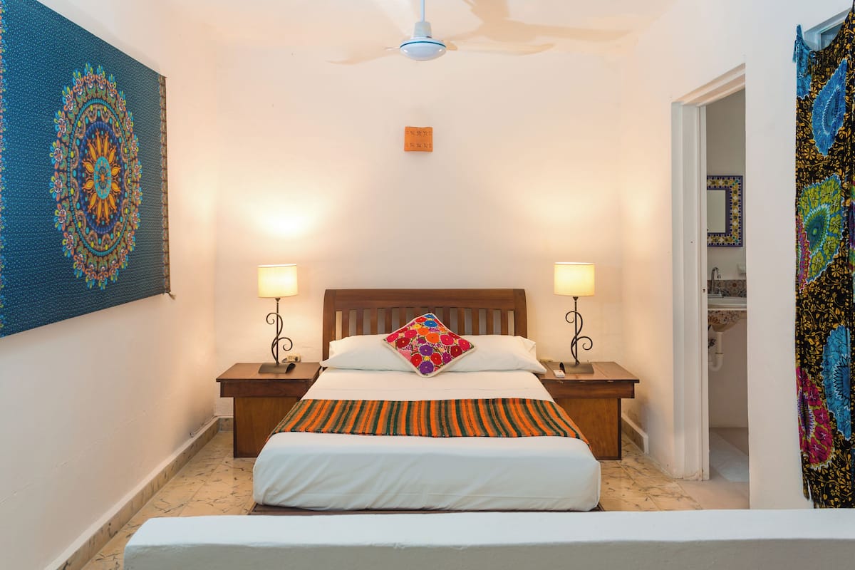 Standard Double Room | Minibar, individually decorated, individually furnished, free WiFi