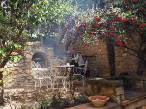 BBQ/picnic area - Vilosell Wine Hotel (El Vilosell)