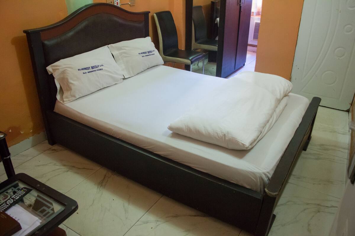 Standard Double Room | Internet