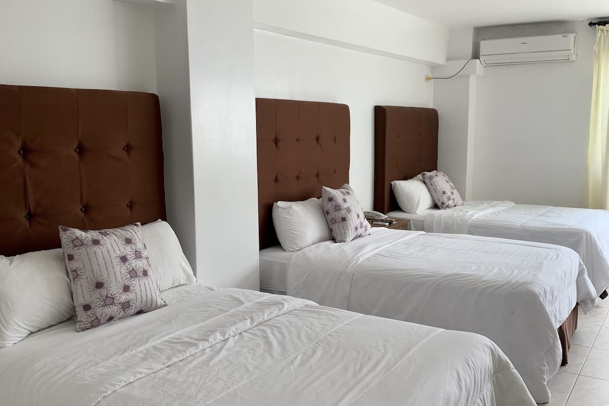 1 bedroom, in-room safe, desk, blackout curtains