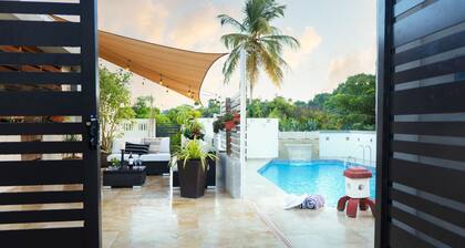Villa Maxine Retreat: Mountainview Pool Near San Juan Airport