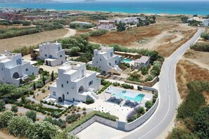 Exterior - Seaside Naxos • Villa Ariadne 4 BDR 3 BATH with Private Pool @ Plaka ⛱️ (Naxos)