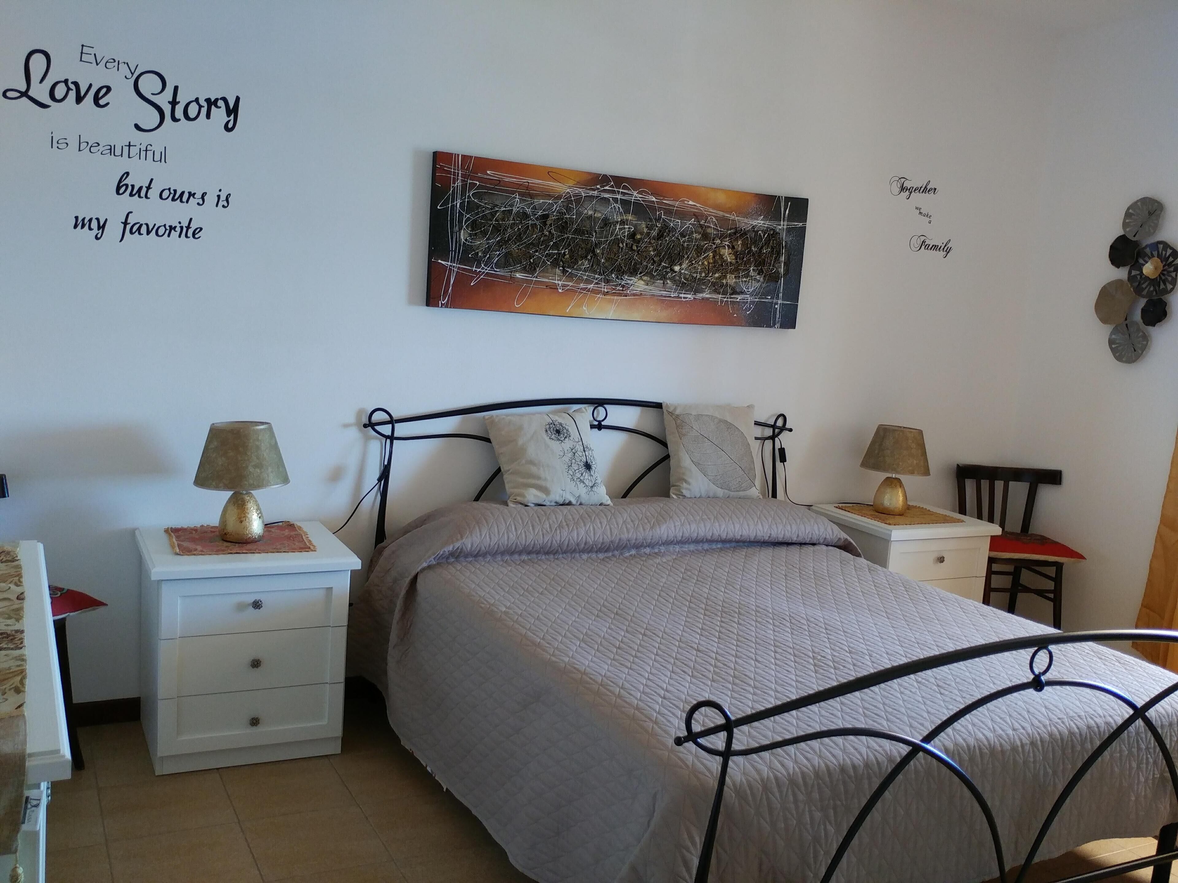 2 chambres, fer et planche à repasser, Wi-Fi gratuit, draps fournis