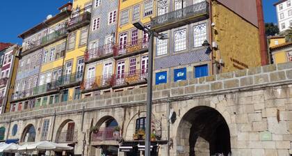 Apartment in the Ribeira 10 meters from the river, in the heart of the city