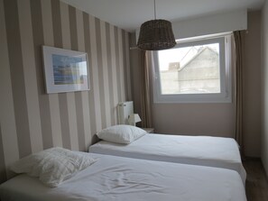3 bedrooms, iron/ironing board, travel cot, free WiFi