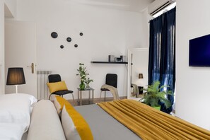 2 bedrooms, desk, iron/ironing board, free WiFi