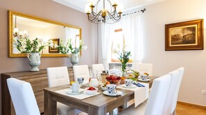 Dining - Villa Elena 9+1, Emma Villas (Massarosa)