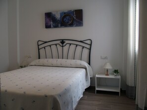 2 bedrooms, iron/ironing board, WiFi, bed sheets - Apartment/ flat - Ayamonte (Ayamonte)