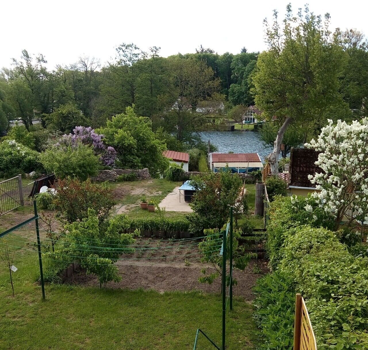 住宿地面